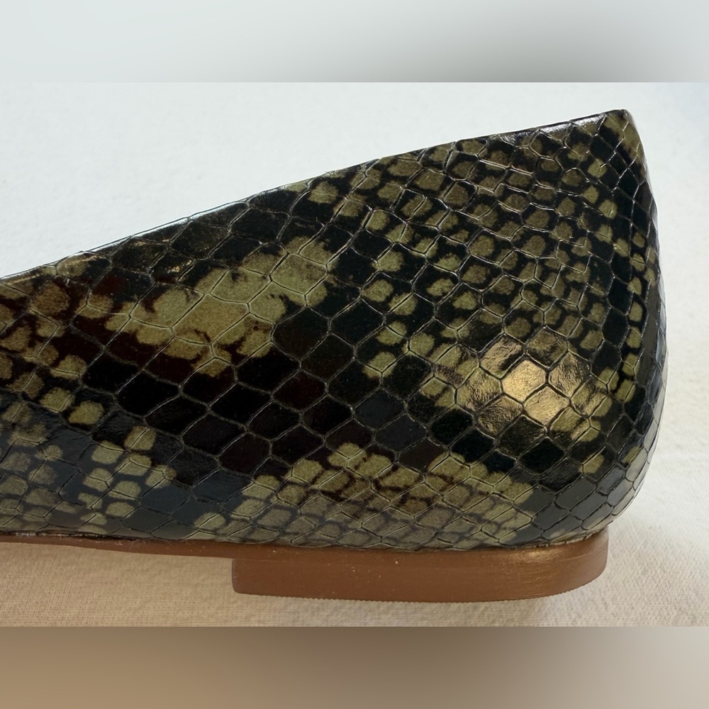 Botkier Annika Olive Snake-Print Pointed Flats 6.5 - Picture 5 of 6